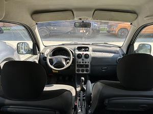 Citroen Berlingo 1.4 55kw (13 foto / 15)