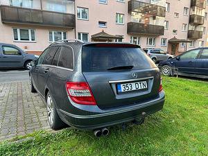 Mercedes Benz C200 (5 foto / 6)