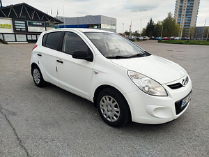 Недорогая аренда авто WOLT / BOLT FOOD (2 фото из 6)