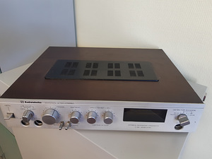 Radiotehnika U-101 võimendi (2 foto / 2)