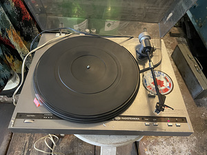 Vinüülplaadimängija Radiotehnika Arija - 102 - stereo (7 foto / 7)