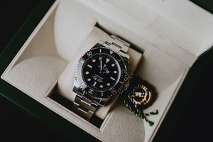 Rolex-Submariner-ref.114060 (2 foto / 3)