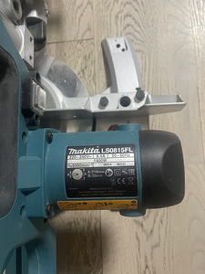 Makita ls0815fl (1 foto / 2)
