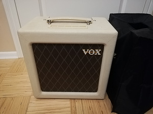 VOX AC4TV (1 фото из 3)