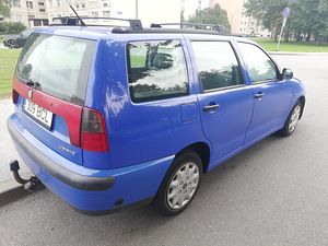 SEAT Cordoba Vario 2001 (4 foto / 11)