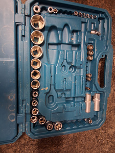Набор инструментов Makita E-10883 (3 фото из 5)