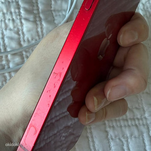 iPhone 13, Red, 128 GB (8 foto / 10)