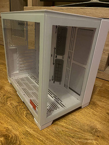 Lian Li O11 Dynamic Mini (2 foto / 3)