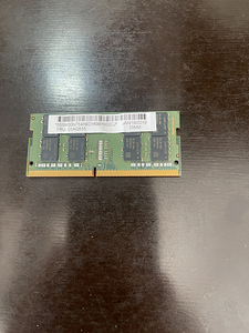 Samsung 16GB DDR4 (2 foto / 2)