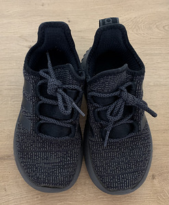 Кроссовки ADIDAS размер 30. (3 фото из 3)