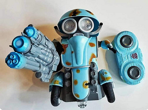 Robot Hasbro Transformers. (1 foto / 3)