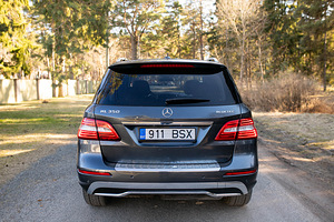 Mercedes-Benz ML 350 3.0 CDI 190kW (5 foto / 9)