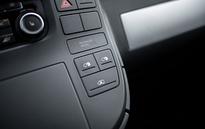 Volkswagen Multivan Highline 2.0 132kW (12 foto / 15)