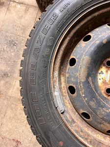 Peugeot 4x108 + Sailun Ice Blazer 175/65R14C naastrehvid (3 foto / 4)