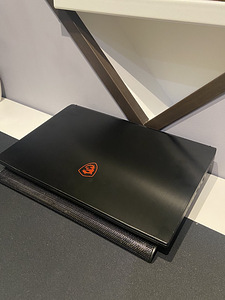 Msi GF75 Thin 10UEK (1 foto / 5)