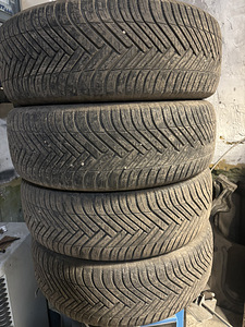 Hankook 235/60 R18