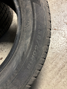 Hankook 235/60 R18 (2 foto / 4)
