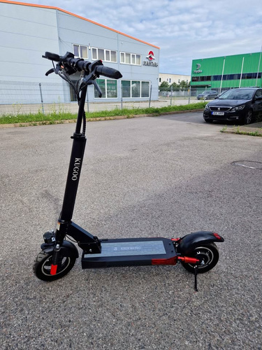 Elektriline tõukeratas Kirin M4 Pro