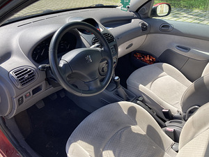 2005 Peugeot 206 (9 foto / 12)