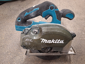 Makita tööriistad (7 foto / 10)