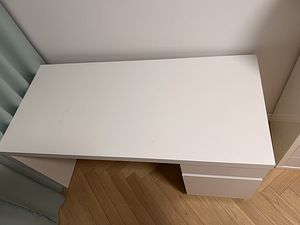 СТОЛ / LAUD — IKEA MALM (2 фото из 5)