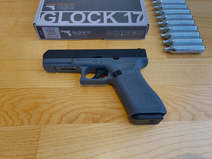 UUS UMAREX Glock 17 gen 5 Airsoft 6mm püstol CO2 Blowback (1 foto / 10)
