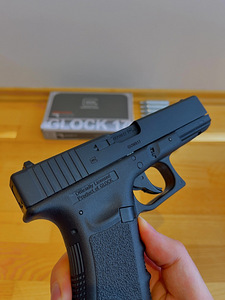 UUS UMAREX Glock 17 gen 3 õhupüstol 4,5mm CO2 Blowback (8 foto / 10)