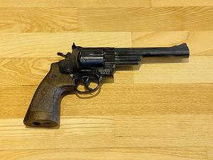 UUS UMAREX SMITH & WESSON M29 6,5" 4,5mm CO2 õhurevolver (3 foto / 10)