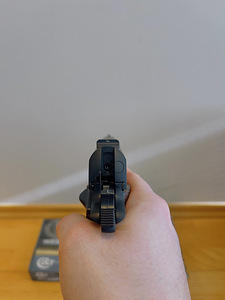 UUS UMAREX Colt 1911 Classic õhupüstol 4,5mm CO2 Blowback (6 foto / 9)