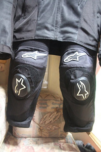 Kaheosaline TEKSTIILNE MOTOKOMBINESOON Alpinestars (1 foto / 7)