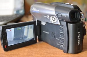 Samsung VP-DC161 Pal dwd Camera recorder camcorder untested (1 foto / 4)