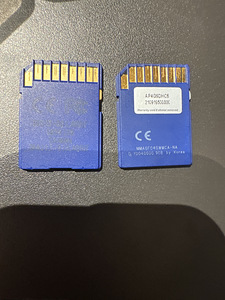 1 GB ja 4 GB (2 foto / 2)