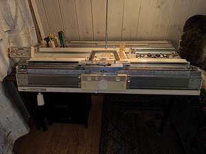 Müüa kudumismasin Brother KH-836 (2 foto / 7)