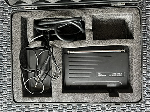 TWS ONE A Guitar uhf wireless system (1 foto / 2)
