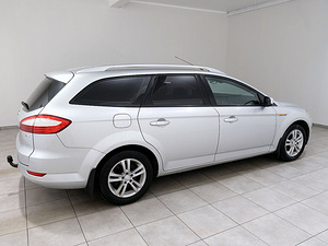 Ford Mondeo Comfort ATM 2.0 TDCi 103kW (3 foto / 7)