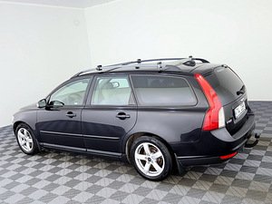 Volvo V50 Summum Facelift 2.0 D4 100kW (4 foto / 8)