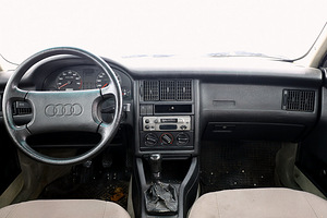 Audi 80 Classic 1.8 66kW (5 foto / 7)