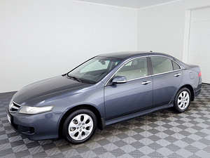 Honda Accord Luxury Facelift ATM 2.0 114kW (2 foto / 7)