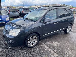 Kia Carens Comfort ATM 2.0 CRD 103kW (2 foto / 8)