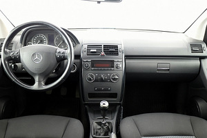 Mercedes-Benz A 170 Classic 1.7 85kW (5 foto / 8)