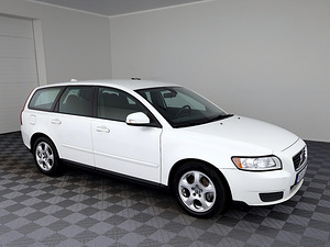 Volvo V50 Estate Facelift 1.6 D4 80kW (1 foto / 7)