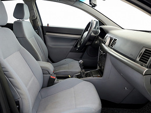 Opel Vectra Comfort 2.2 CDTi 92kW (6 foto / 7)