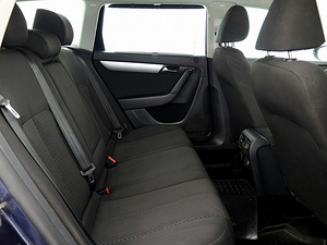 Volkswagen Passat Comfortline 1.6 TDI 77kW (7 foto / 7)