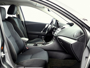 Mazda 3 Elegance 1.6 77kW (6 foto / 7)