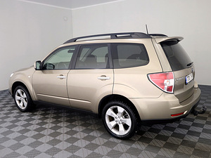 Subaru Forester Comfort AWD 2.0 TD 108kW (4 foto / 7)