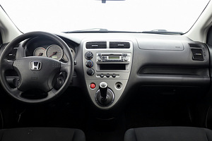 Honda Civic Sport Facelift 1.4 66kW (5 foto / 7)