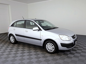 Kia Rio Comfort 1.5 CRDi 81kW (1 foto / 7)