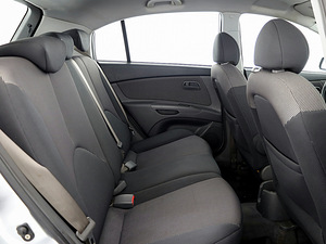 Kia Rio Comfort 1.5 CRDi 81kW (7 foto / 7)