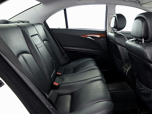 Mercedes-Benz E 200 Elegance Facelift ATM 1.8 120kW (7 foto / 7)