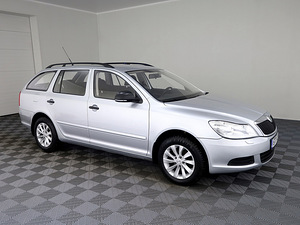 Skoda Octavia Comfortline Facelift 1.2 77kW (1 foto / 7)